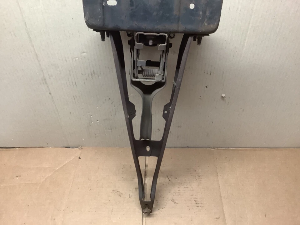 65 66 Galaxie LTD Mercury Monterey Hood Latch Radiator Support Grill Bracket OE - Изображение 4 из 4