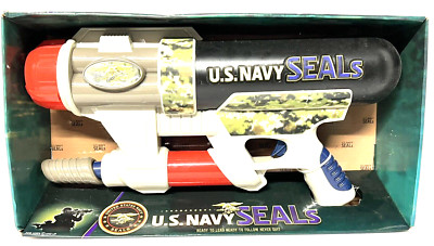 U.S. NAVY SEALS SUPER SOAKER WATER SQUIRT GUN EXCITE TOYS RARE