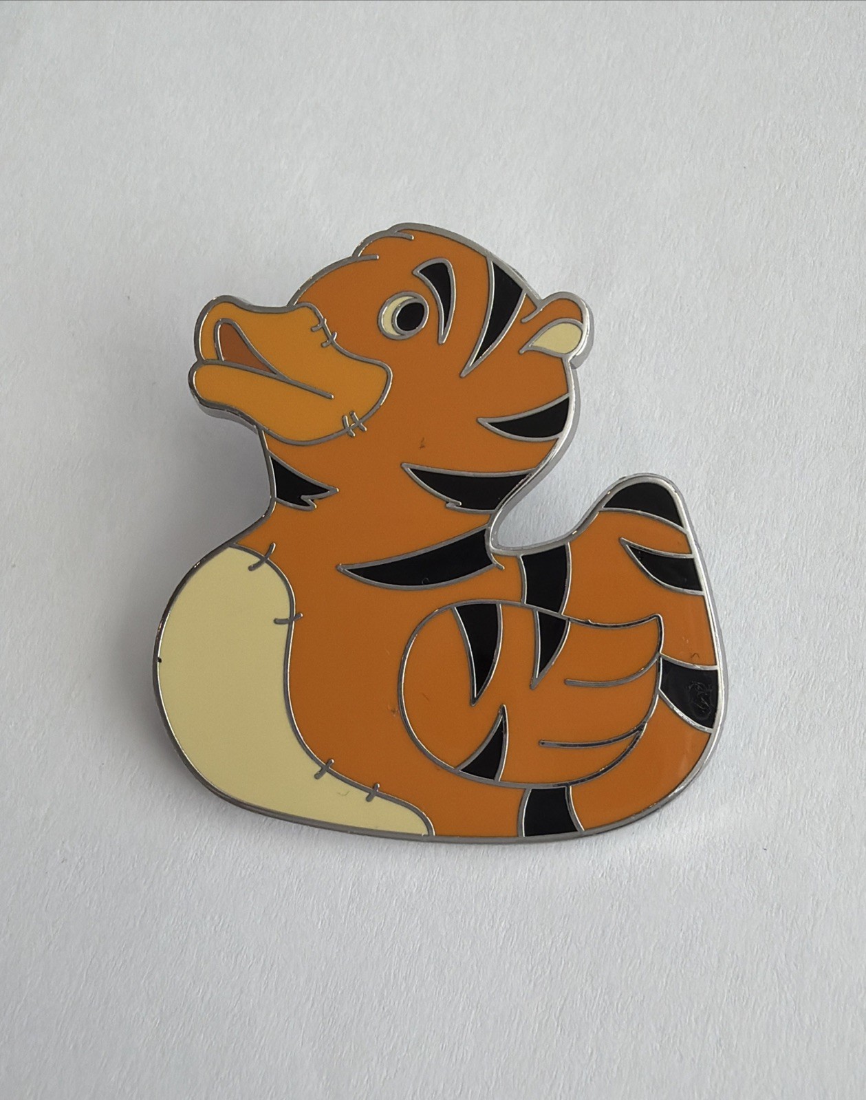 Tigger Rubber Duckies Ducks Winnie the Pooh Mystery Duck Disney Pin 170670 H2