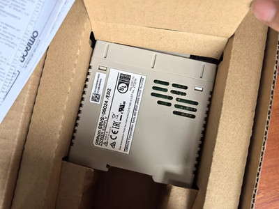 1PCS Omron New Original In Box  S8VS-06024 S8VS06024 Power Supply 100-240 AVC