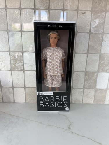 Barbie Basics 2026 Model 10 Ken Puppe Reroot mit langen blonden Haaren - Bild 15 von 16
