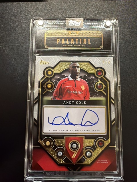 Topps Palatial Manchester United 2025-26  Number 9s Autograph Relic /9 Andy Cole