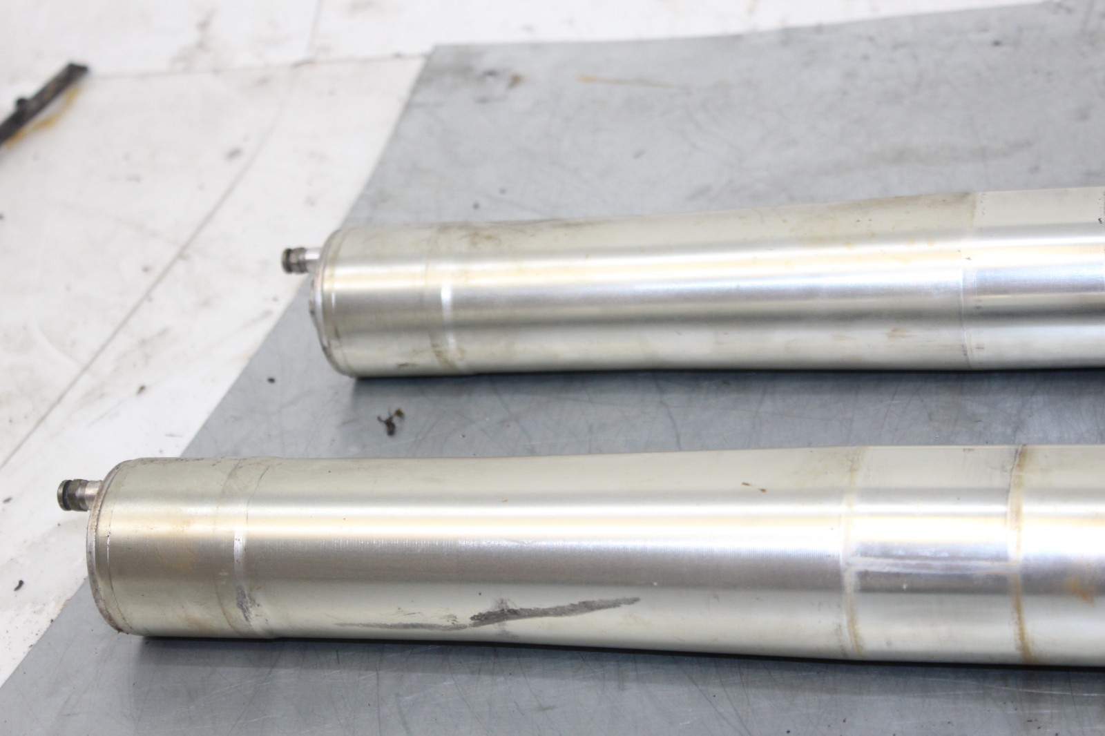 01-03 2003 YZ250F YZ 250F OEM Front Suspension Forks Damper Fork Set Assembly