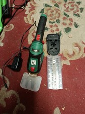 Coupe bordures parkside PGSA 4A2 peu servi, deux "lames" , batterie IN chargeur 