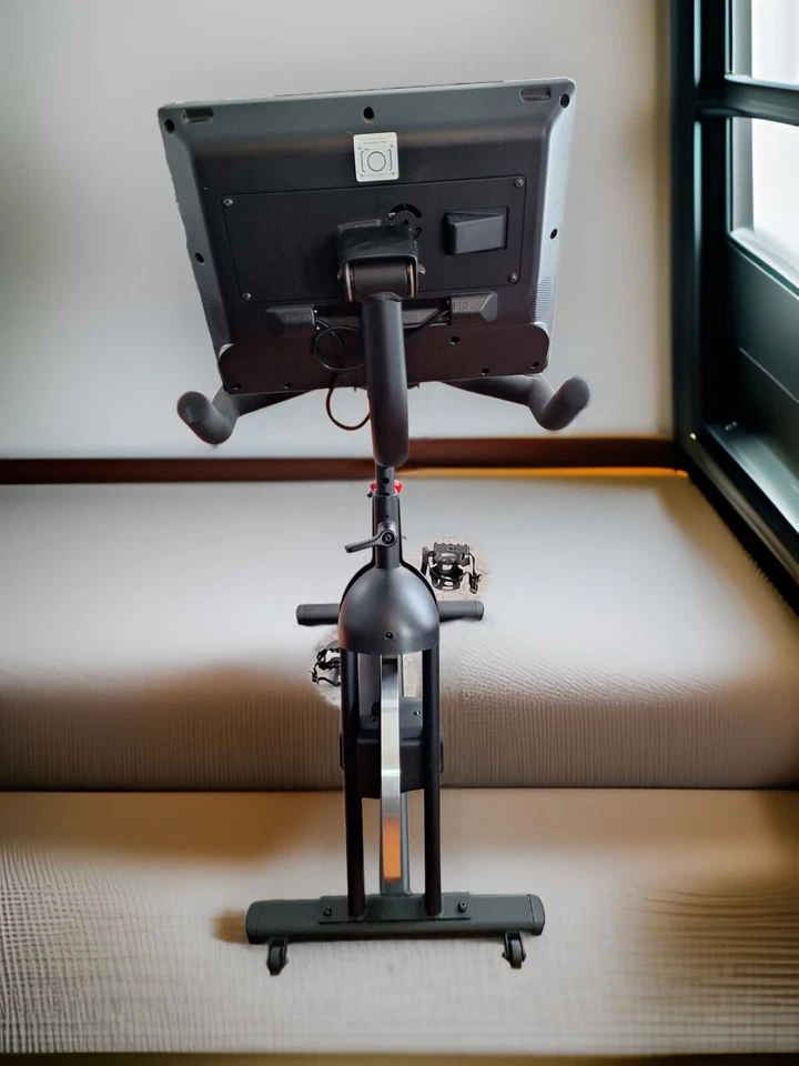 Bicicleta ergométrica Proform Studio Bike Pro 22 - Imagem 4 de 4