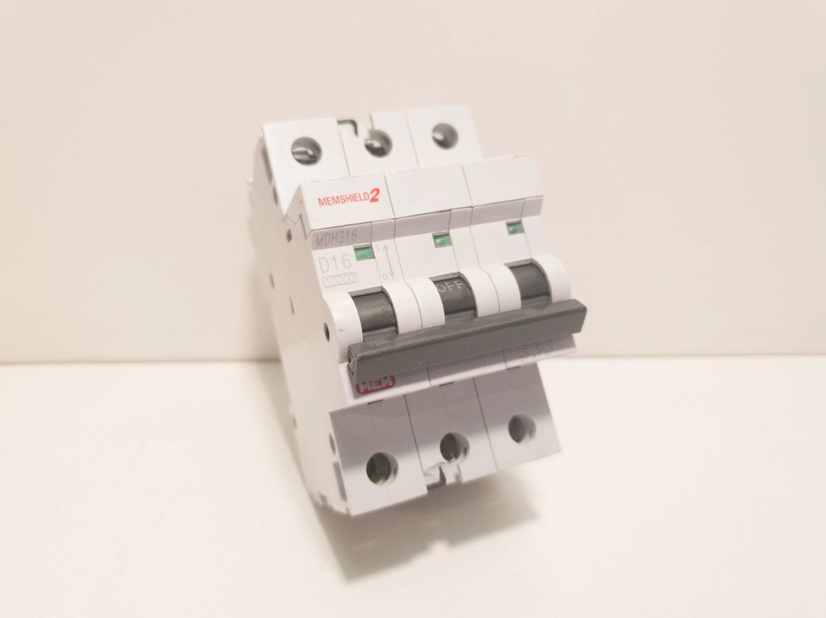 EATON MEM Memshield 2, 16A 3 pole type D, MCB, circuit breaker, MDH316 10KA