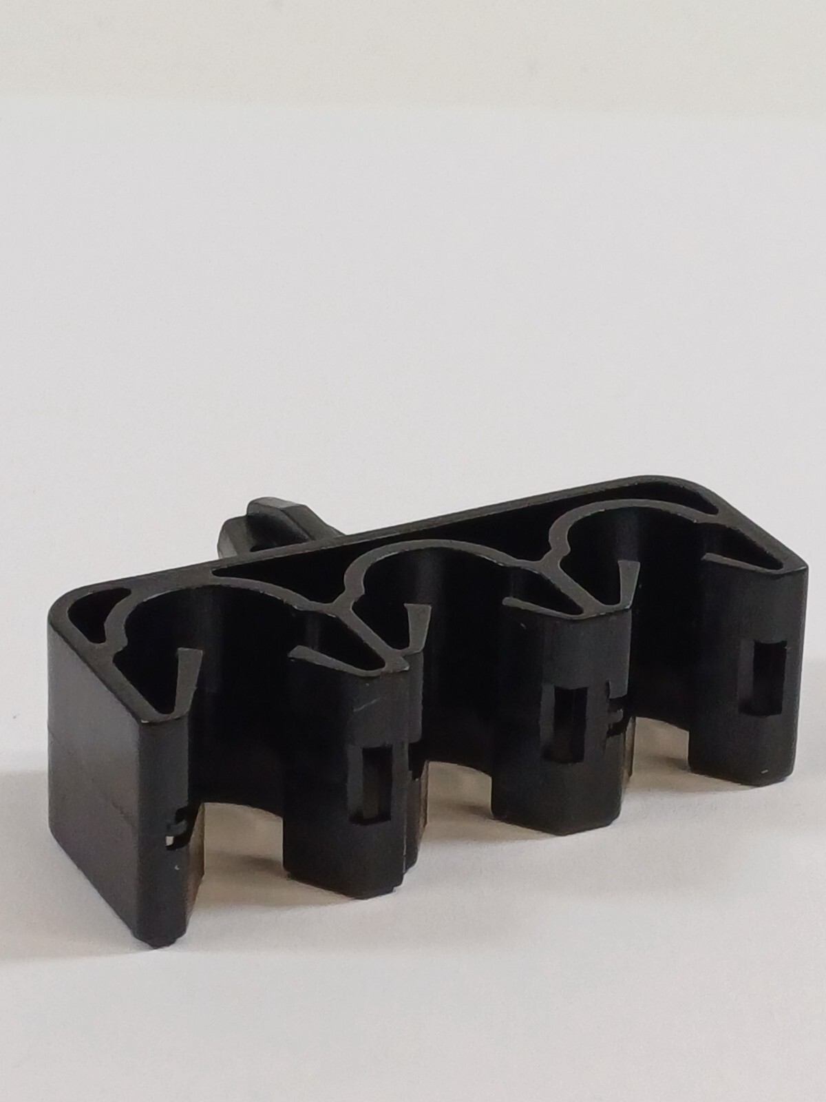 5 Brake Pipe Clips Grey Double Plastic 10 mm Diameter Job Lot eBay