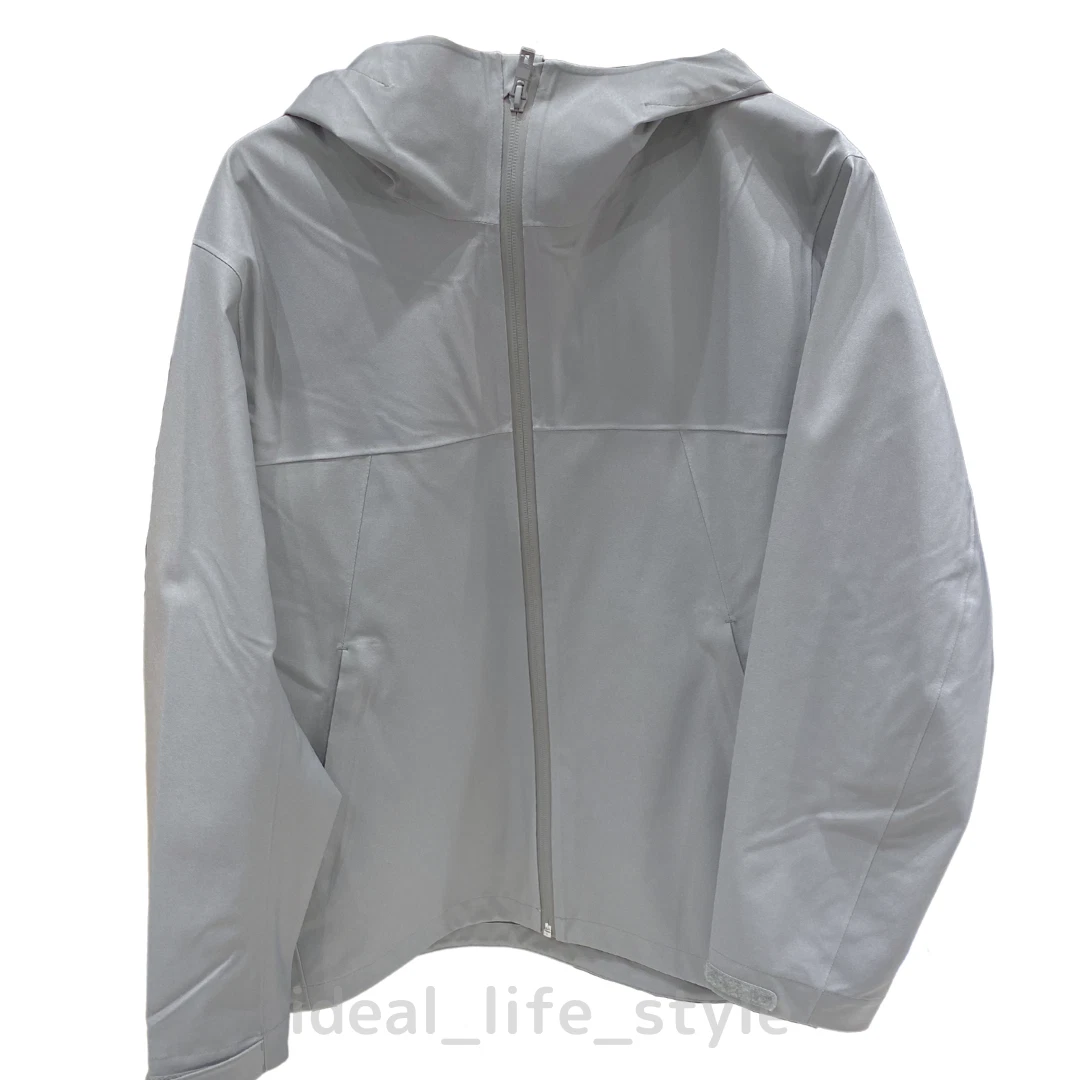Uniqlo rain cheap jacket philippines