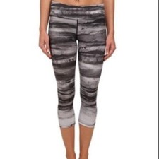NWT Women's prAna Roxanne Capri Crop Leggings Yoga running Black Tide XS 65
