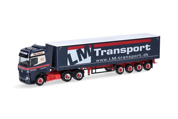 Herpa 316330 | Mb Actros Bigsp. Gardinenpl.-Sattelzug + Mn-Stapler | Leif MøLler-image