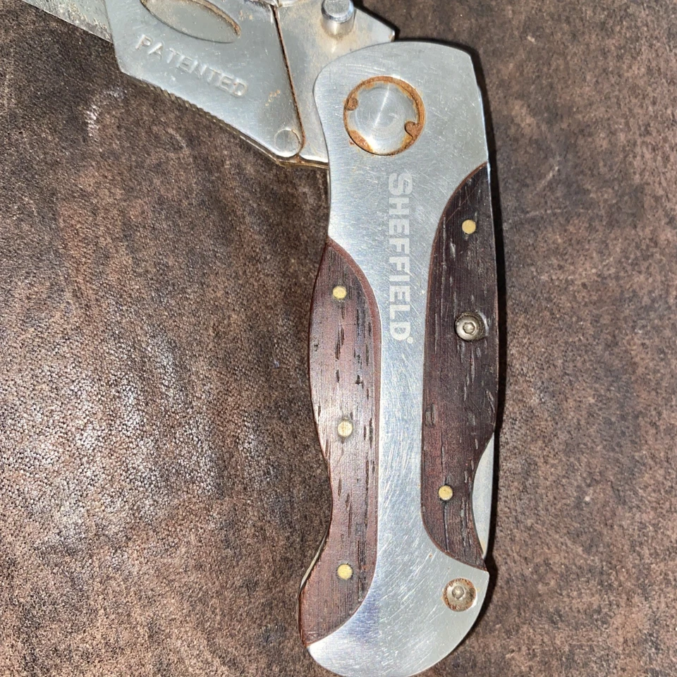 NAVAJA DE AFEITAR PLEGABLE DE BOLSILLO con mango de borde de madera Sheffield de colección hoja reemplazable Foto 2 de 4