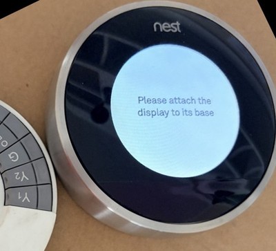 Nest Learning Thermostat Cracked Screen Older Model   For Parts Untested W Base