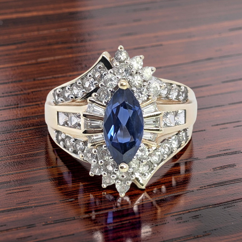 ESTATE SOLID 10K YELLOW GOLD MARQUISE CUT LAB SAPPHIRE RING SIZE 11.25 #8049