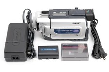 Sony Handycam DCR-TRV17 120x Mini DV Camcorder Nightshot Carl Zeiss Lens Japan