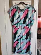 Jennifer Lopez Short Sleeve Dress    Size: S    $20 