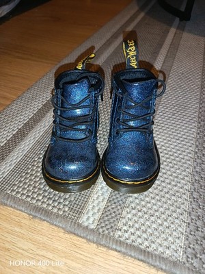 Dr Martens Blau Glitzer Schnürstiefel Kleinkind UK Größe 4. Doc Martins.