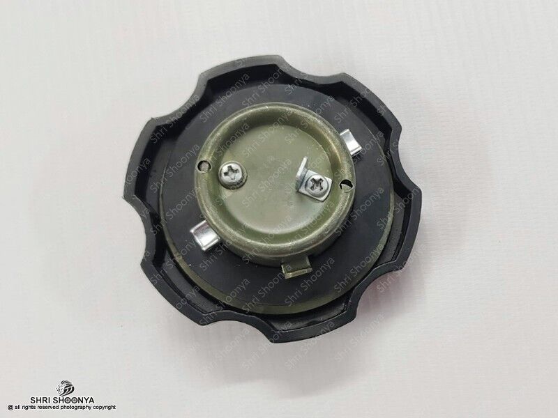 RE260617 Filter Cap Fits For John Deere Tractor 5D-5205, 5E RE260617 Filter Cap Fits For John Deere Tractor 5D-5205, 5E