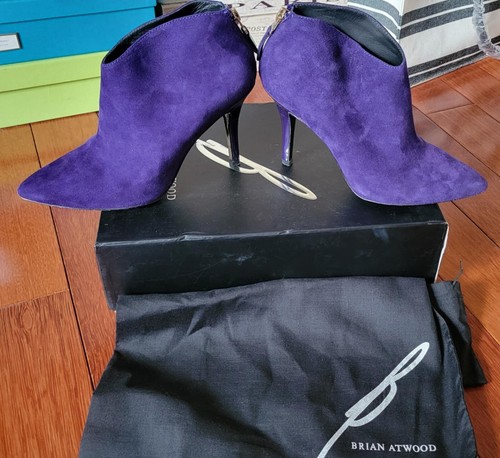 Brian Atwood Purple Suede Leather Zip Back Heeled Ankle Boots – Sz 7