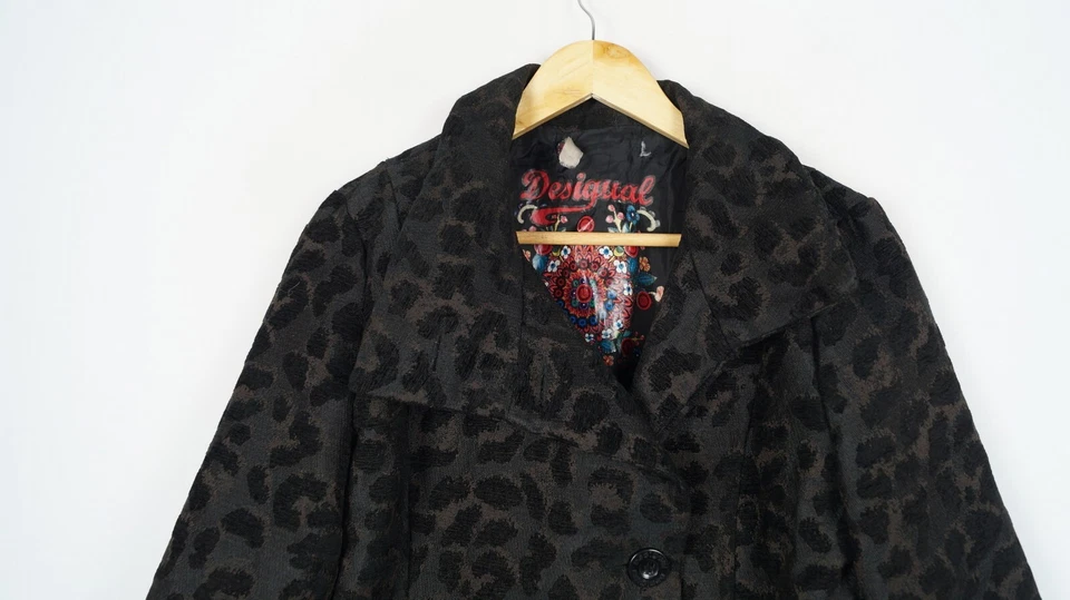 DESIGUAL STYLE:57E29P6 Women's Coat Size 42 Black Collared Button s10823 - Image 4 of 4