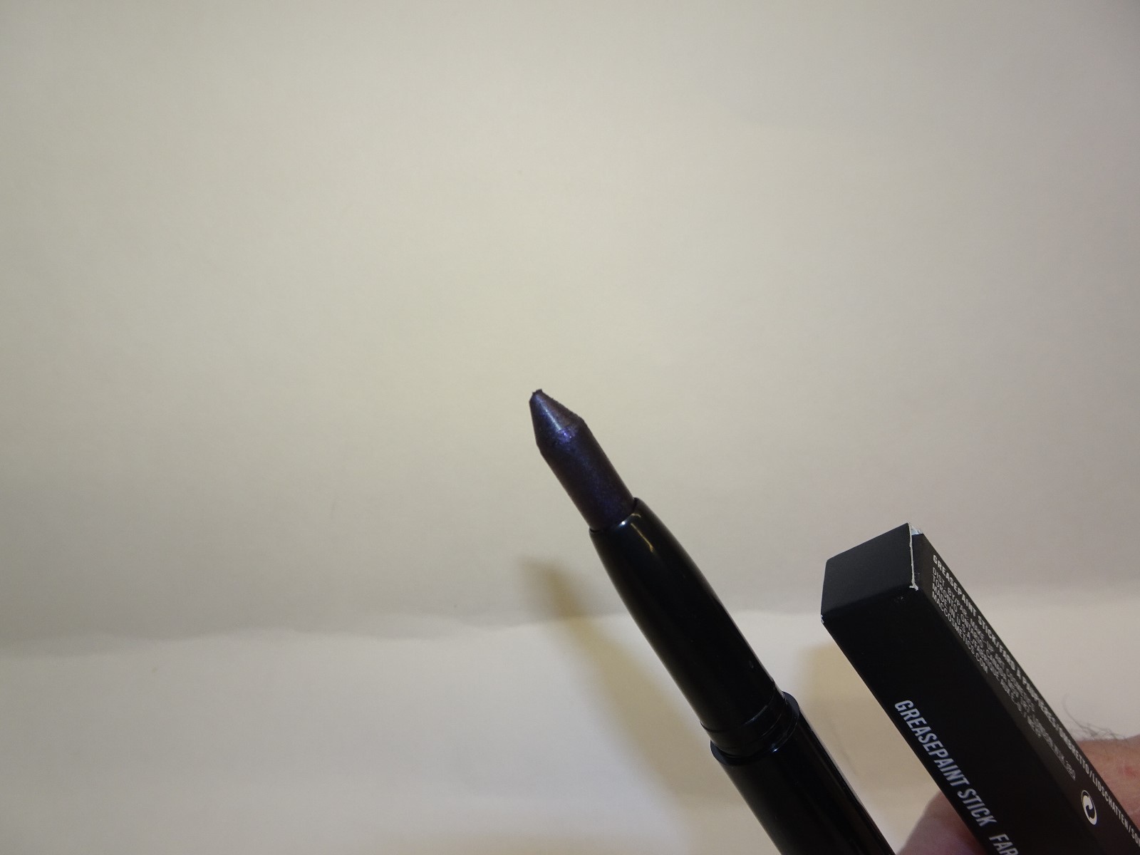 КАРАНДАШ ДЛЯ ЖИРНОЙ КРАСКИ MAC НОВЫЙ В УПАКОВКЕ 4990₽