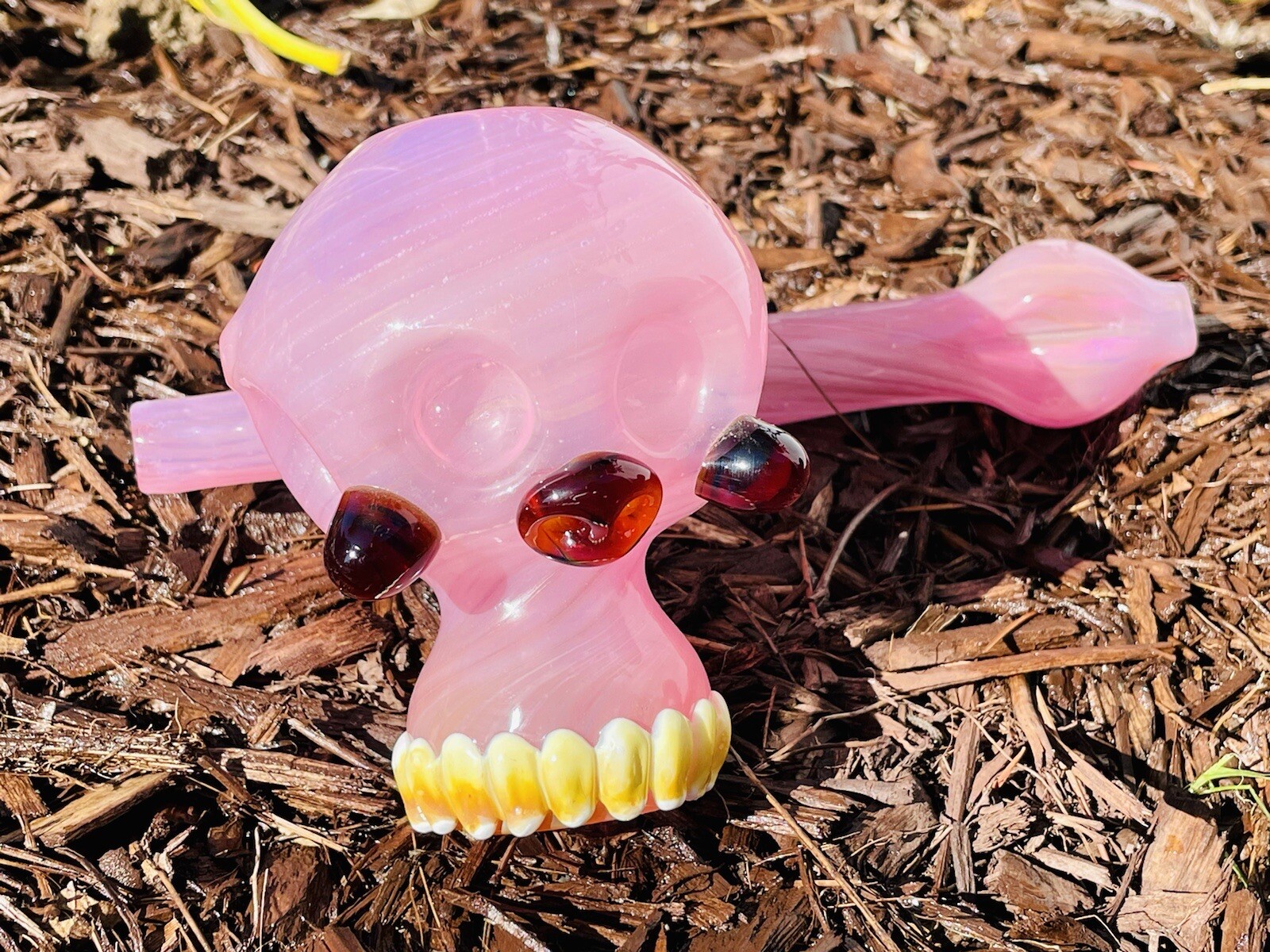 New 8” Pink Bubbler Skull Design Handcrafted Pipe Collectible Glass 