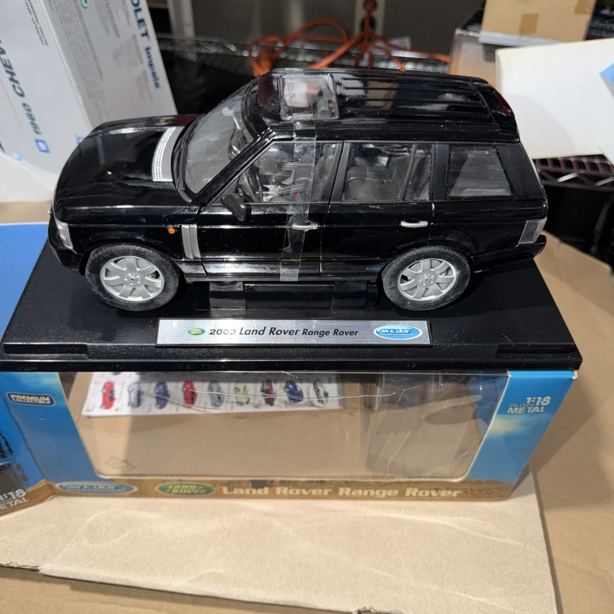 ミニカー WELLY LAND ROVER RANGE ROVER 1/18 WELLY Land Rover 1:18 Scale Diecast Cars, Trucks & Vans for sale