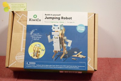 KiwiCo Build It Yourself Jumping Robot (Pack Wear)