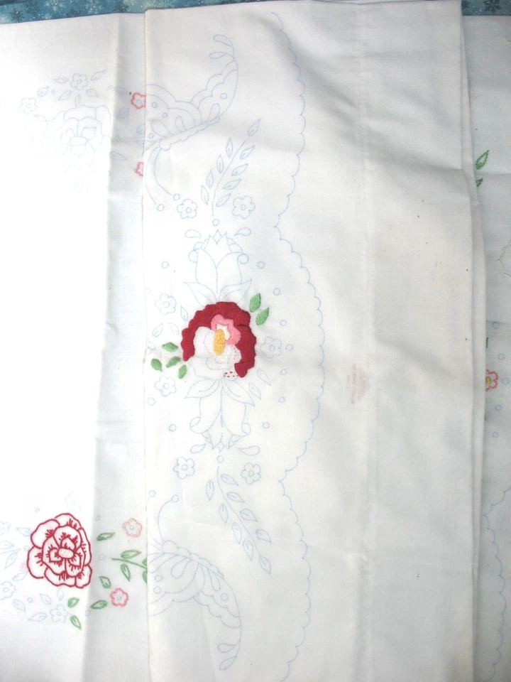 Fundas de almohada que terminas estampadas para bordar Project Floss incluidas 1 par Foto 4 de 4