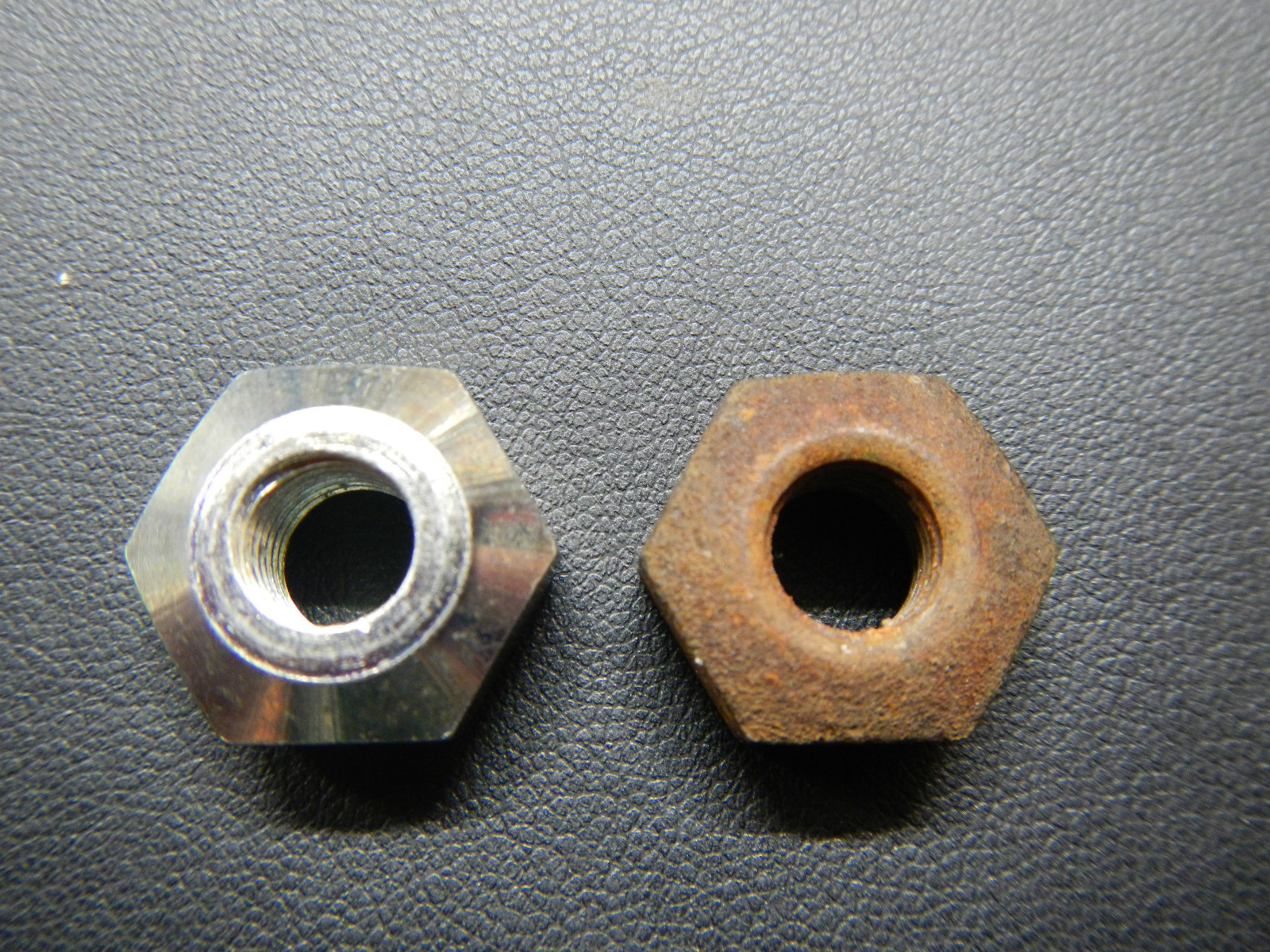 264 322 Buick Nailhead Spark Plug Cover Nuts (4) Wire Cover 1953 1954