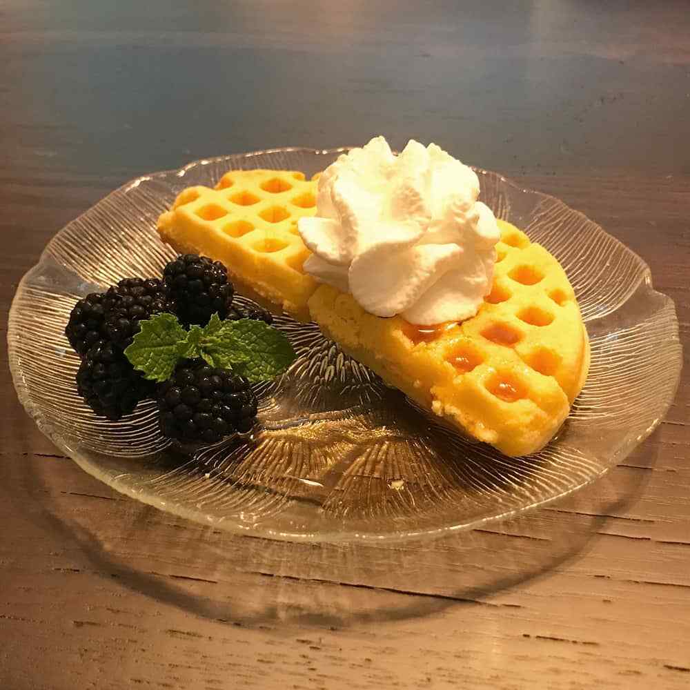 Cast Iron Belgian Waffle Maker