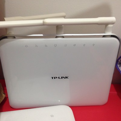 TP-Link Archer C9 AC1900 Mbps 4-Port Gigabit Wireless Dual Band Router read