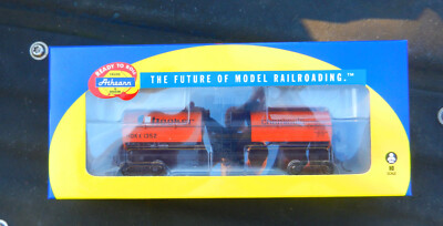 ATHEARN #72947 HOOKER CHEMICALS ORANGE 40' CHEMICAL TANK CAR ROAD #1362 R-T-R
