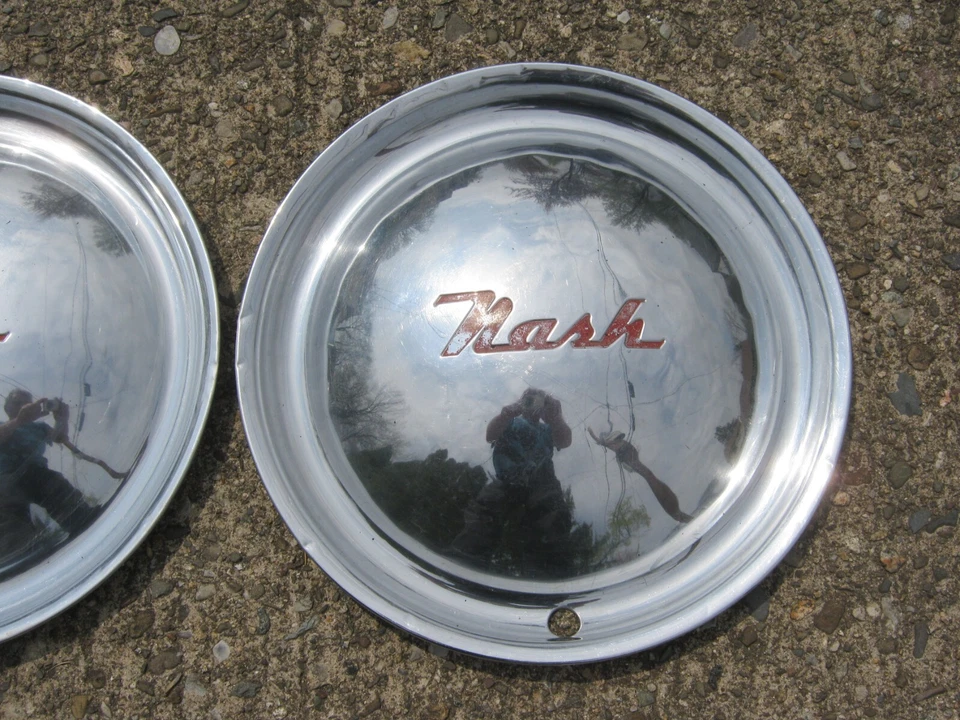 Tapacubos Nash Statesman 1952 a 1955 originales 15 pulgadas cubiertas de rueda Foto 4 de 4