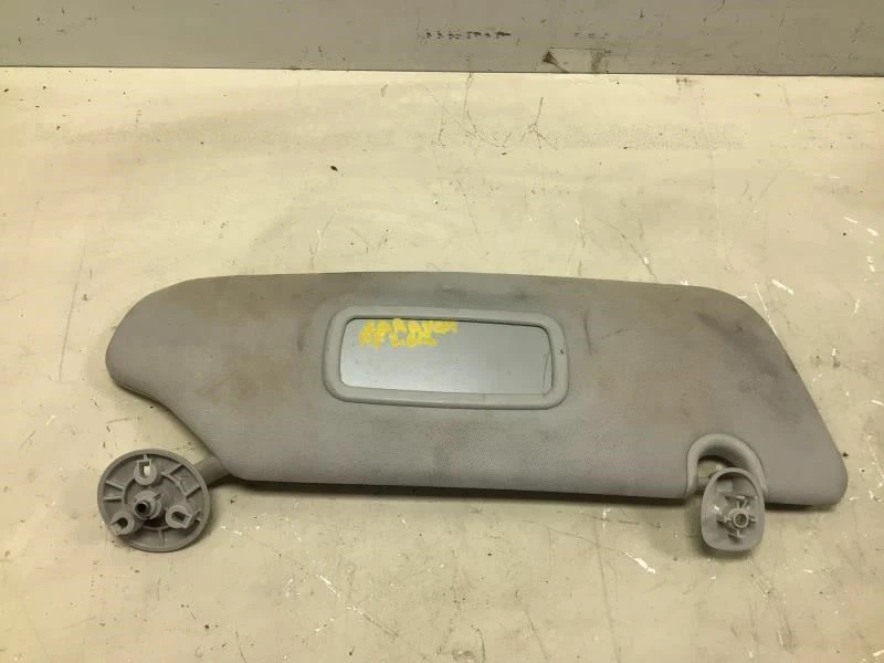 VISEIRA SOLAR INTERIOR DO LADO DIREITO DO PASSAGEIRO DODGE GRAND CARAVAN 2011 2017 FÁBRICA - Imagem 4 de 4