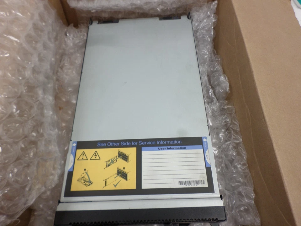 Used IBM BladeCenter HS20 8843-11U Xeon 3.0Ghz 2GB Server  - Image 2 of 3