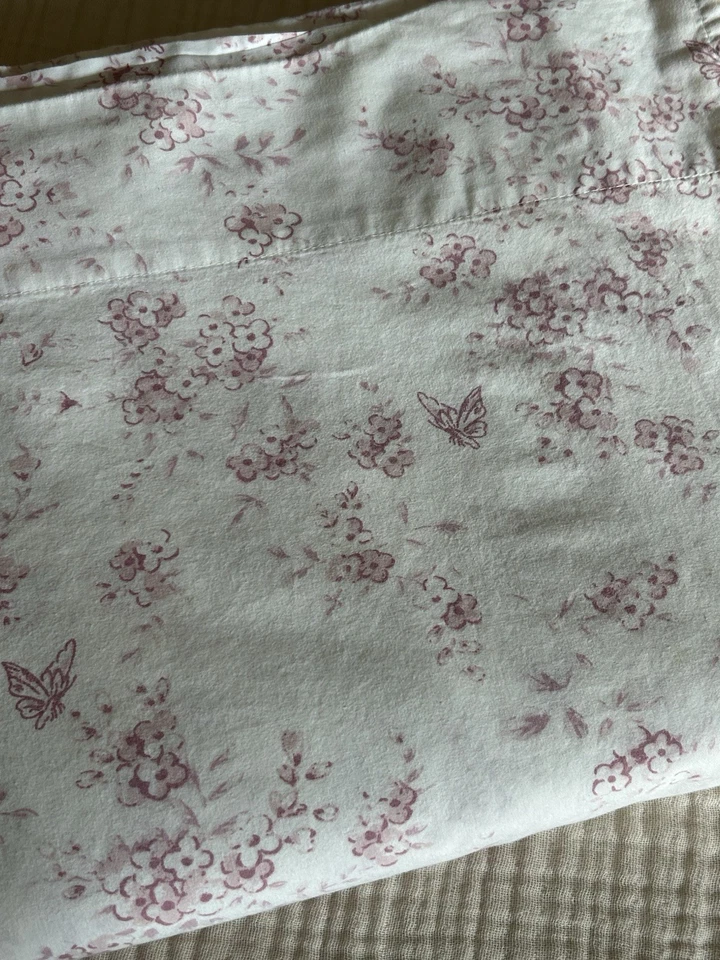 The Farmhouse Rachel Ashwell Sheet Set Pink Floral Butterfly Cotton Shabby KING - Image 4 of 4