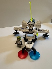 Retired LEGO Space 6856: Exploriens Planetary Decoder, 100% complete with manual