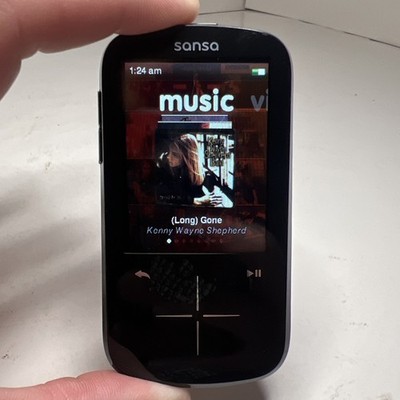 SanDisk Sansa Fuze+ Black Digital Media Player working