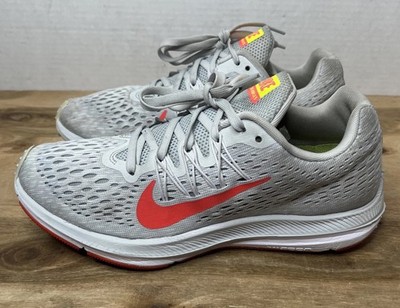 Nike Women s Zoom Winflo 5 Athletic Running Shoes Sneakers Sz 8 Grey Red