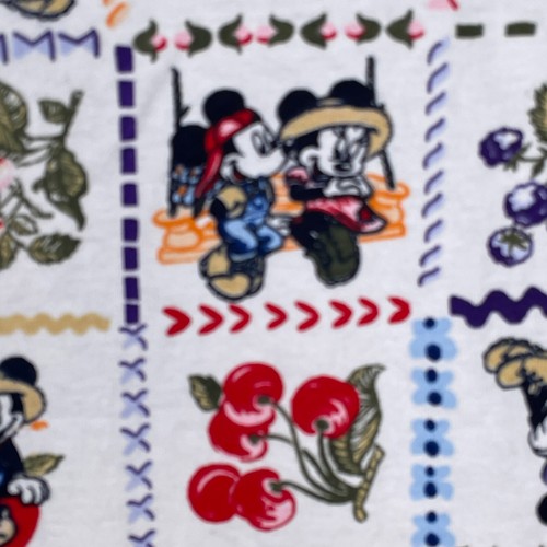 Vtg Mickey Mouse Scrub Top Sz Small Minnie Mickey Donald Fruit USA Jerry Leigh - Picture 8 of 11