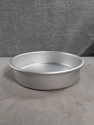 Wilton Round Cake Baking Aluminum Pan 8  Diameter 2  Deep 2105-2193