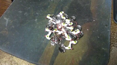 UNBRANDED LOT 601 roadrunner jigs, 1/16 oz, white, 20 ct, free shipping