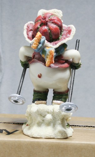De colección. Muñeco de nieve para esquí pintado a mano Treasured Times Holiday Collection 5,5" - Imagen 4 de 6