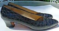 Vintage Salvatore Ferragamo Black Croc Print Women's Pumps Size 7 AA Italy