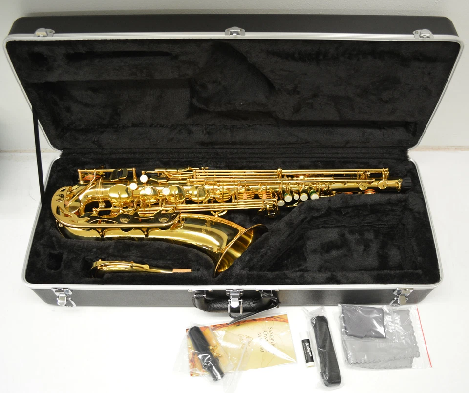 NEW ANTIGUA TS2150LQ TENOR SAXOPHONE WITH BRASS LACQUERED KEYS  - Image 2 of 4