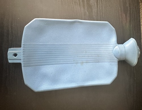 VTG Rubber Hot Water Bottle Heating Pad Blue Plastic Stopper Hook Viceroy Brand - Picture 10 of 15