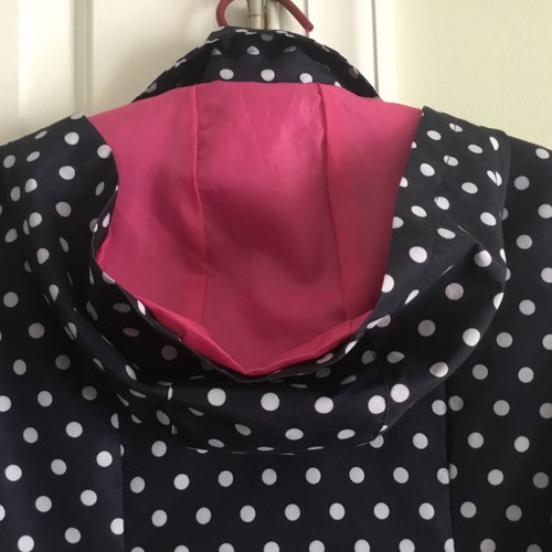 London Fog girls L 14-16 hooded raincoat jacket polka dot on black w/pink lining - Picture 13 of 19