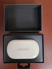 BOSE QUIETCOMFORT EARBUDS NOISE CANCELLING WITH ACCESSORIES AND BOX EXCELLENT