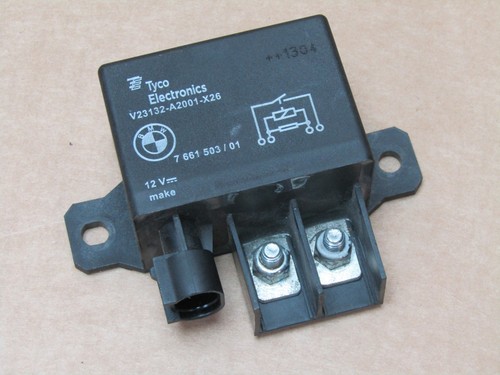 BMW F800R 2013 11.789 km Anlasser Motor Relais (15460)