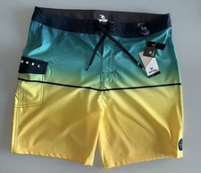 RIP CURL Board Shorts Men’s Size 34 Swim Trunks Swim Shorts Pool